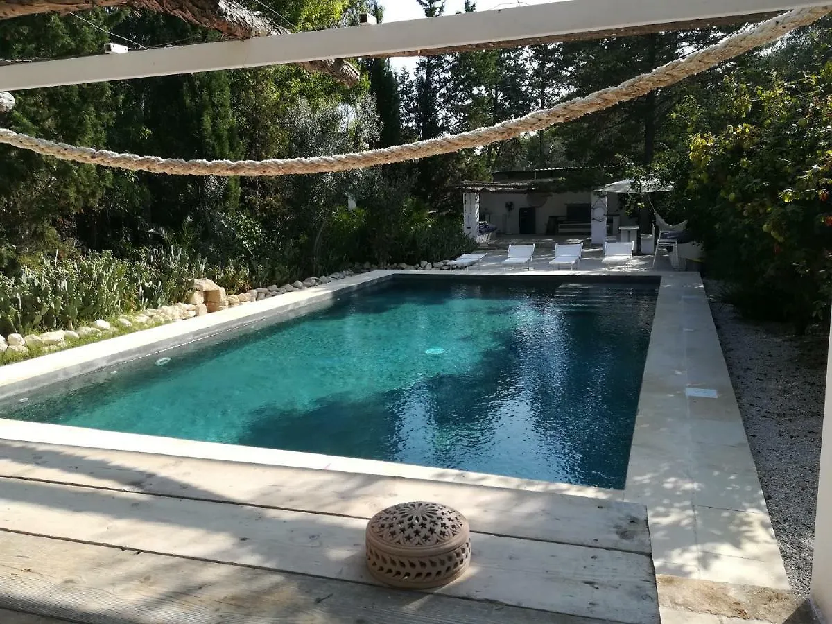 לצ'ה Villa Giulia איטליה